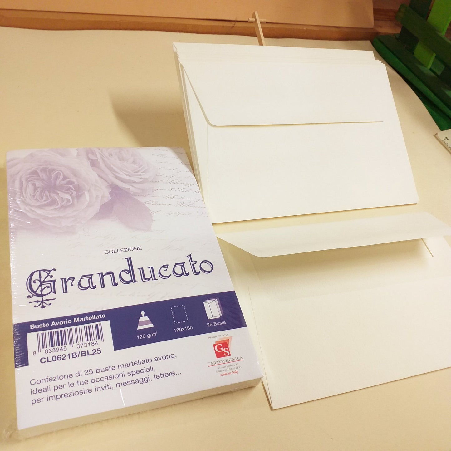 busta avorio martellato collezione granducato ideali per occasioni speciali messaggi lettere semplice chiusura rettangolare per inviti biglietti cartoncini stampati e da stampare fai da te partecipazioni spedire matrimonio anniversario nozze