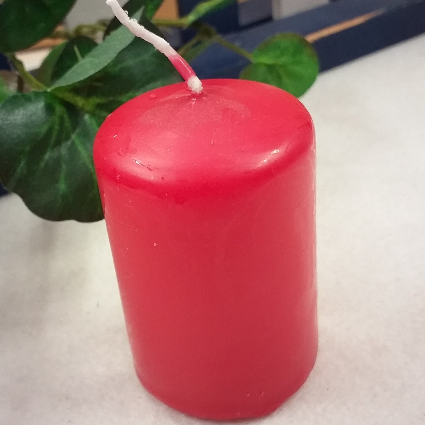 cera rossa tedesca shop online forma cilindrica candela grande moccolo cero da decorare fai da te per composizioni floreali centrotavola corona avvento natale packaging idea regalo vetrinistica con fiori