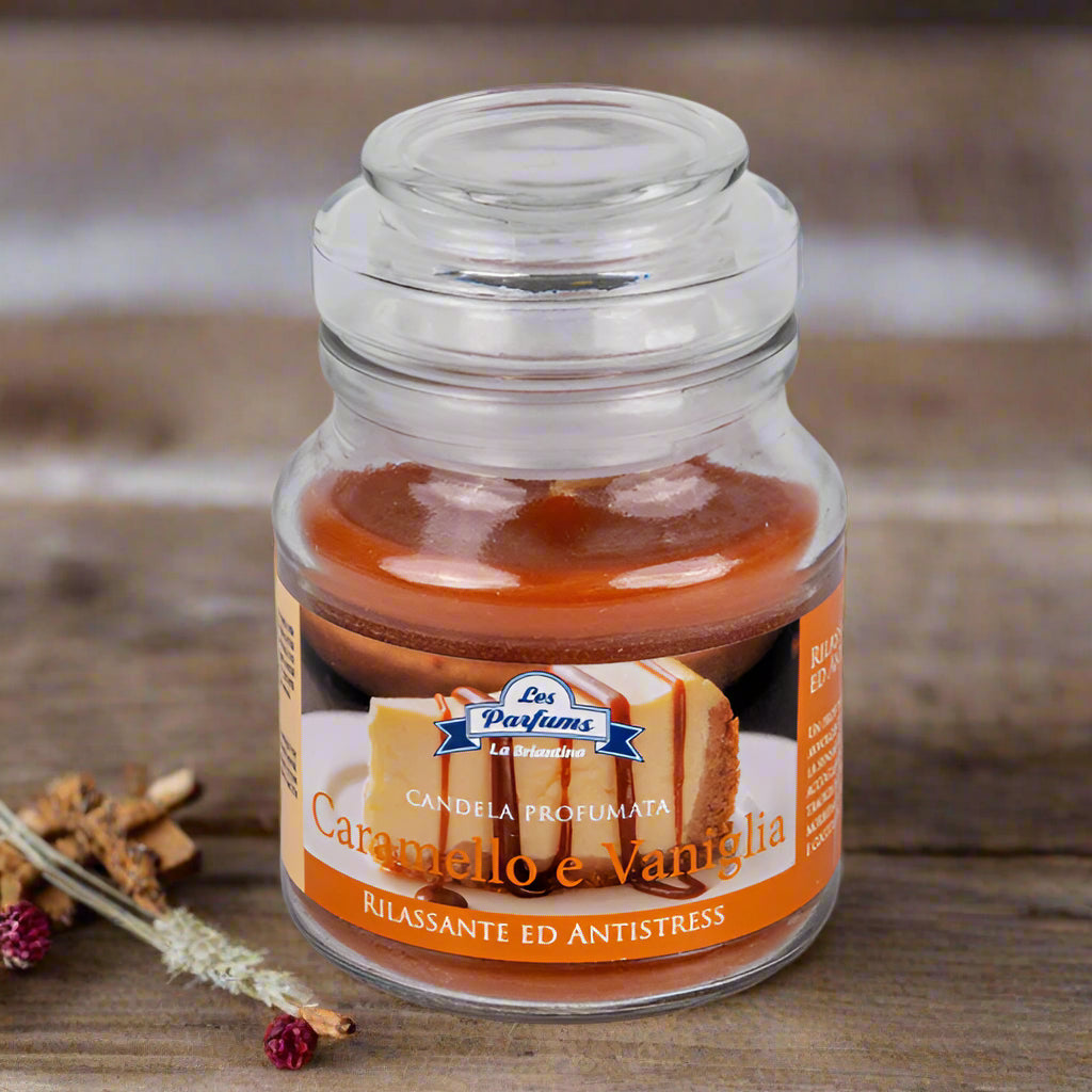 Les Parfums caramello vaniglia rilassante antistress candela profumata La Briantina aromaterapia colori profumi giare di vetro piccole idee da regalare bomboniere matrimonio ricordini particolari originali