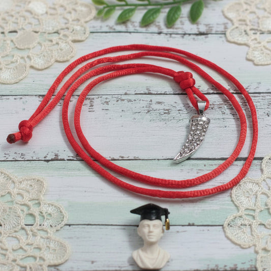 cornetto brillantini ciondolo portafortuna collanina bomboniera da confezionare idea regalo packaging laurea rosso coccarda Comunione Cresima