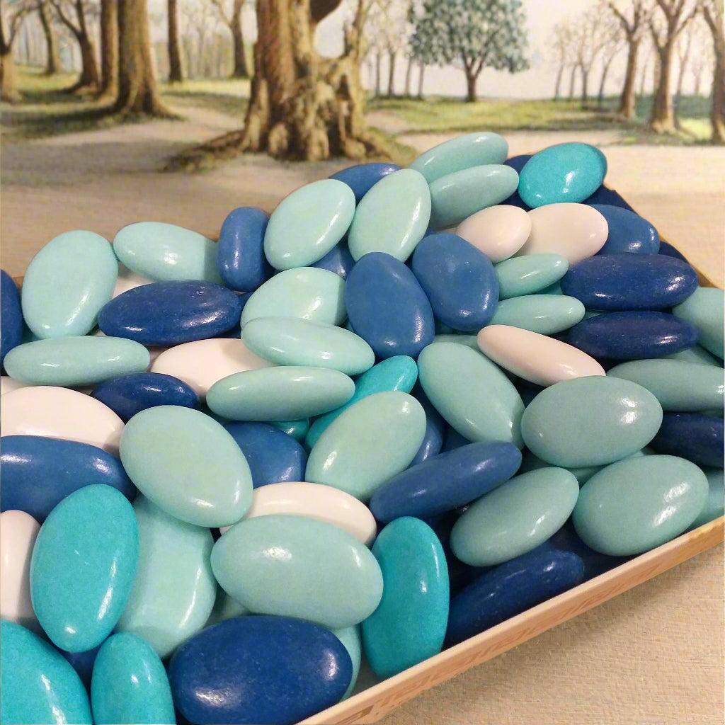 scatola vassoio confetti Papa Dolceamaro sfumati azzurri blu bianchi colorati cioccolato double fondente bianco uso confettata fai da te bomboniere sacchettini