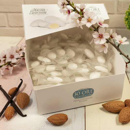 30 ore di lavorazione maestri confettieri confetti maxtris 500 g vassoio eccellenza italiana incartati singolarmente mandorla spagnola pelata bianchi prodotti in bassine di rame con vaniglia bourbon le classiche crystal
