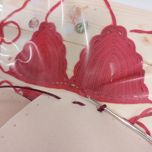 come inserire il filato nei fori delle coppe bikini per costume uncinetto danza classica tutù abito carnevale top estivo da rivestire colore pelle imbottitura lycra 100% poliestere