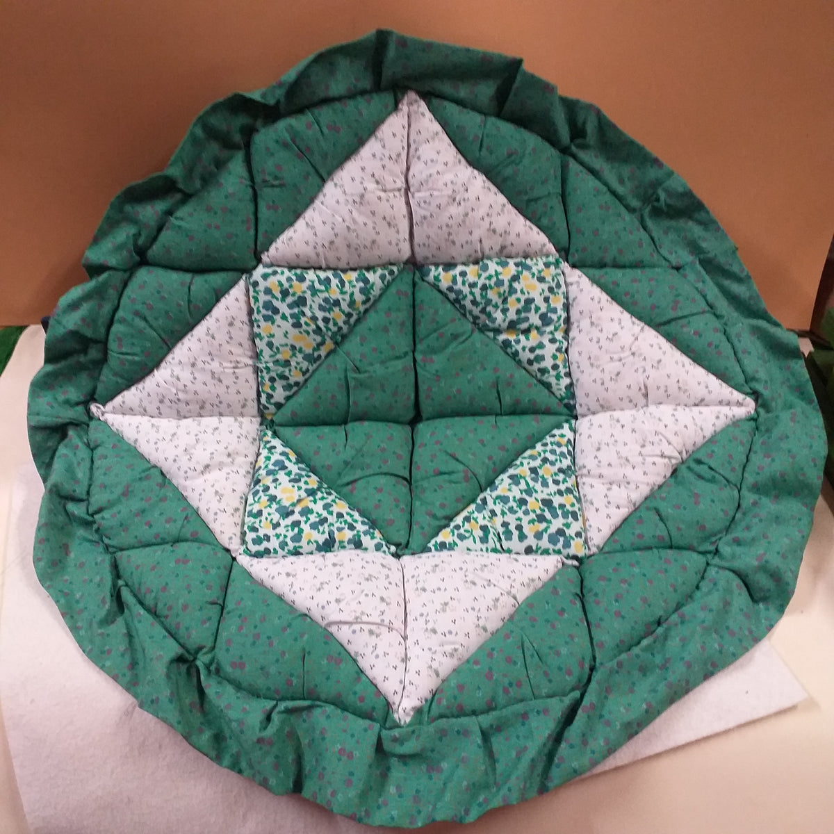 Cuscino verde patchwork rotondo 40 cm sedia cucina e cestino regalo –  hobbyshopbomboniere
