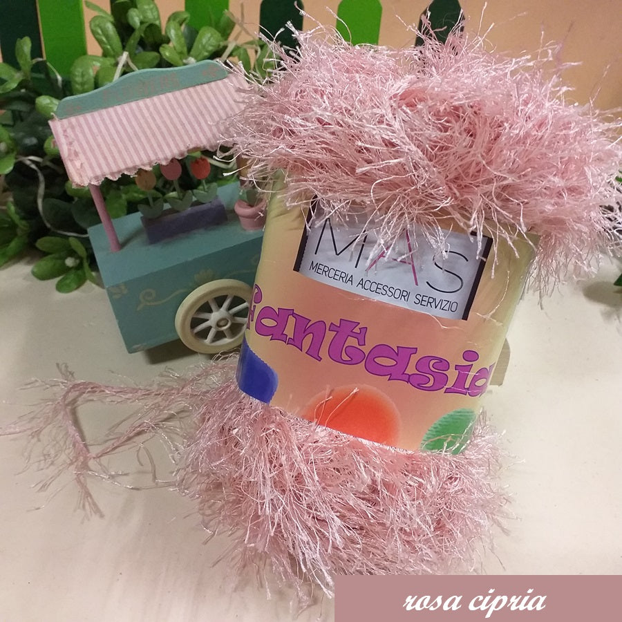 colore rosa cipria filato cordino fantasia peloso filo di pelliccetta ecologica cordoncino per uncinetto borse scaldacollo pochette clutch bags sciarpe stole autunnali invernali