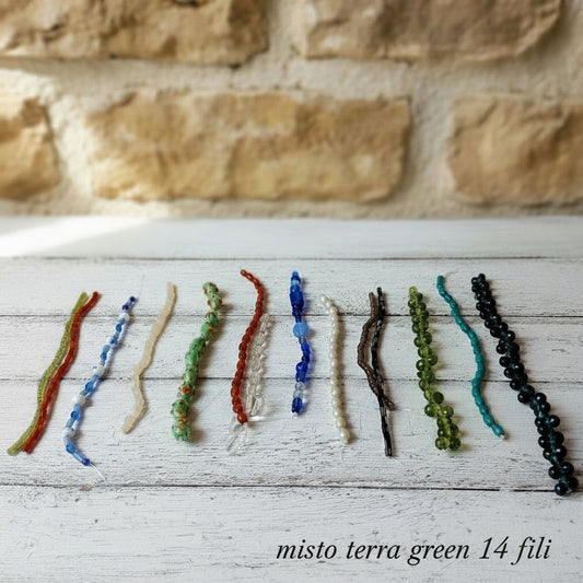 nero colori misti forme assortite varie serie colorate perle di vetro veneziano stile Murano vendita a fili shop offerta stock fai da te bigiotteria collane