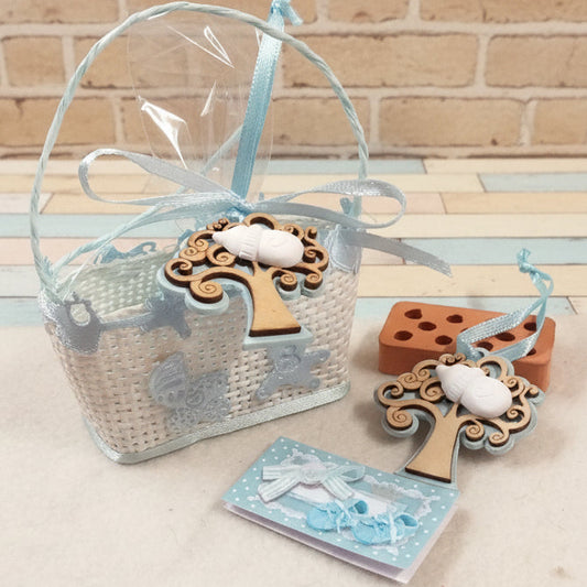 bimbo celeste azzurro maschietto sacchetti sportine portaconfetti nascita Battesimo juta confezionate bomboniere ciondolo albero della vita legno applicazione gessetto biberon 3 confetti bigliettini