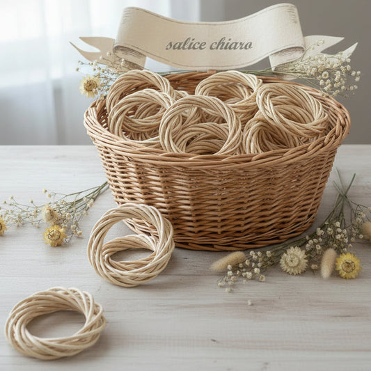 Ghirlande vimini rattan coroncine cerchi natale chiaro naturale uso per fuoriporta centrotavola home garden decorazioni feste natale pasqua wreaths garlands segnaposto confezione bomboniera