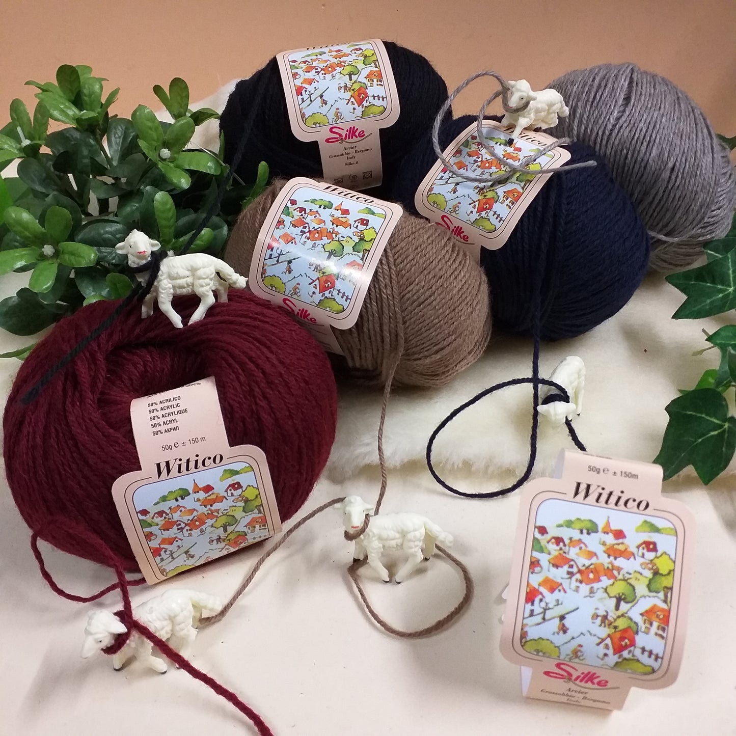 Witico gomitolo 50 grammi circa 150 metri Silke Arvier made in Italy filato italiano misto lana acrilico sintetico vetrina colori autunnali inverno 2024 2025 uso scaldacollo sciarpe maglioni cappotti gilet copertine stole cappelli berretti cuffie guanti