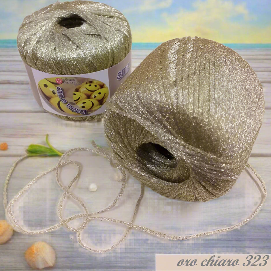 Smile metal viscosa e poliestere metalliscente gomitolo 25 g Cucirini Tre Stelle filo catenella oro chiaro dorato filato lurex lamè colore 323 per uncinetto 2.5-3 ferri da calza per maglia