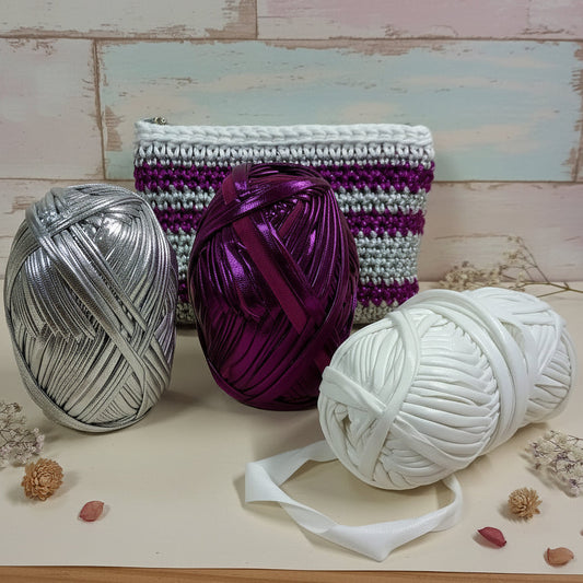 bianco argento viola cangiante madreperlato shop MAS fettuccia lycra laminata metallizzata lamè lurex iridescente gomitoli uso uncinetto ferri da maglia pochette clutch bags portamonete portaocchiali