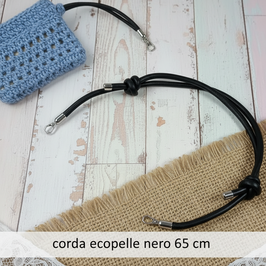 colore nero maniglia manico ecopelle corda liscia con attacchi finali moschettoni per borse artigianali uncinetto pochette di stoffa tessuto ricamato clutch bags estive moda mare shopper di paglia rafia cordino