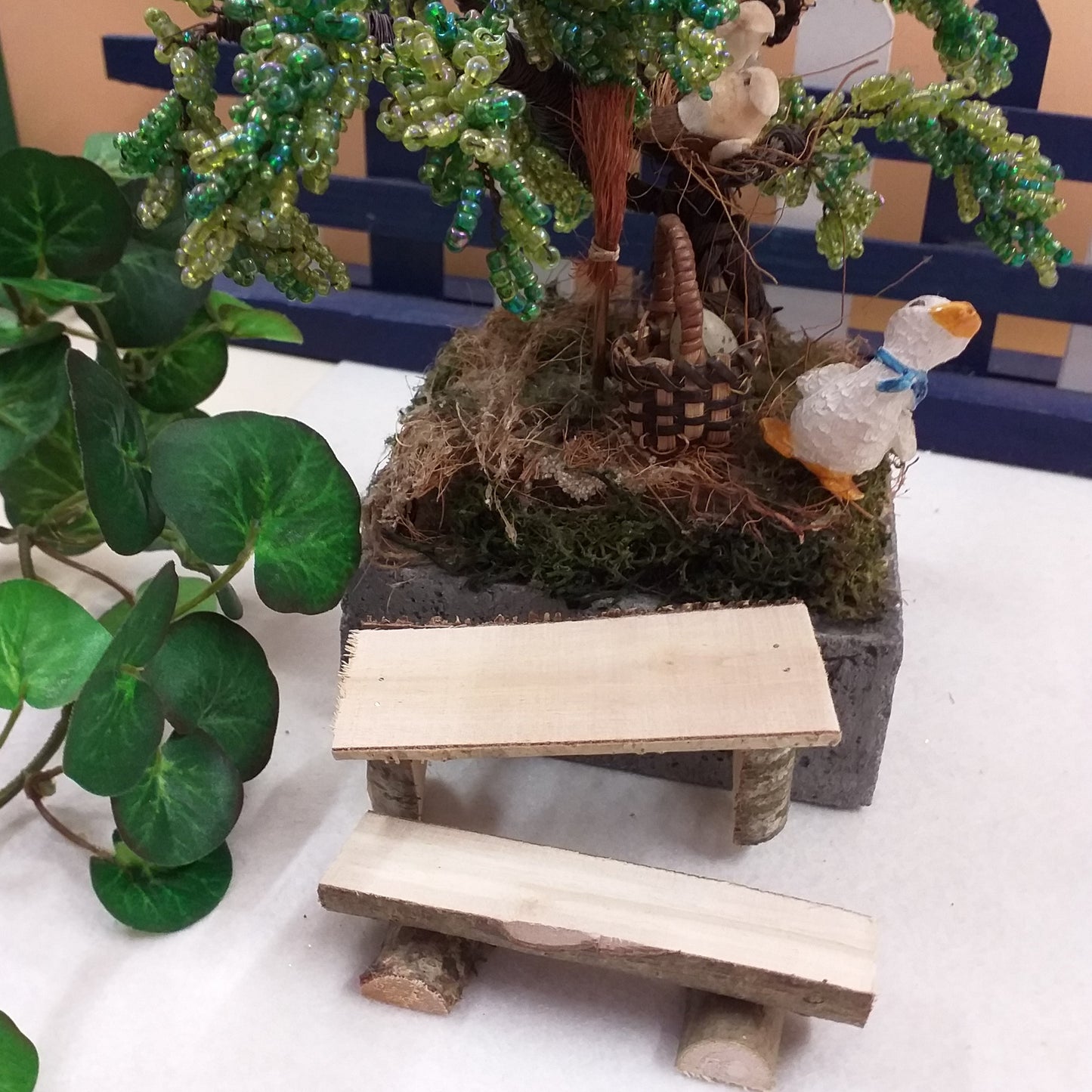 idea fai da te con accessori ambiente tavolo panca rustica ambientazioni arredi legno naturale Presepe accessori miniature mini giardino casa bambole uso per micro paesaggio diy decorazioni vetrinistica bonsai albero pianta di perline filo di ferro