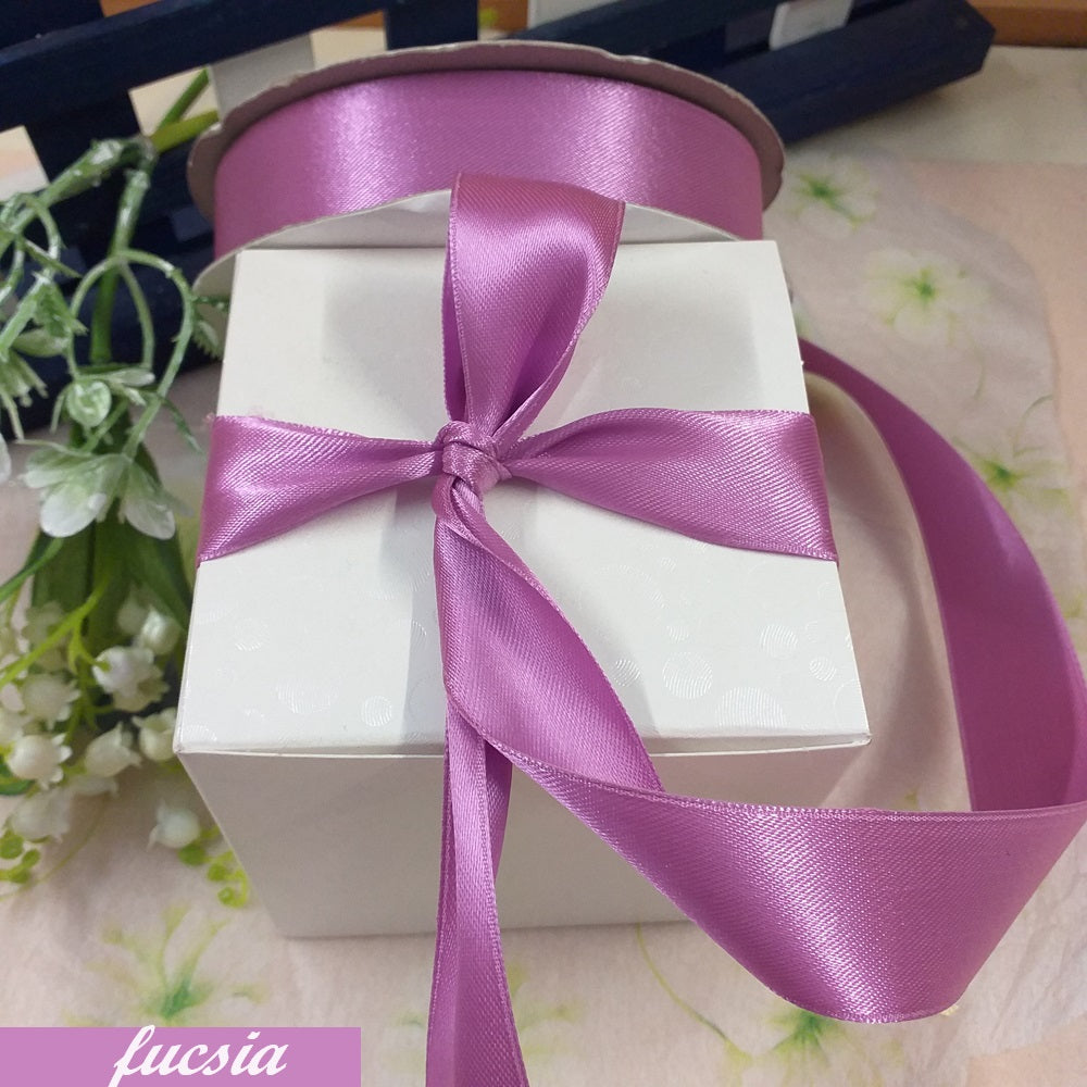 fucsia nastrino raso 25 mm colori negozio nastri decorativi colorati uso confezioni enogastronomia packaging confezioni regalo natalizie pasquali