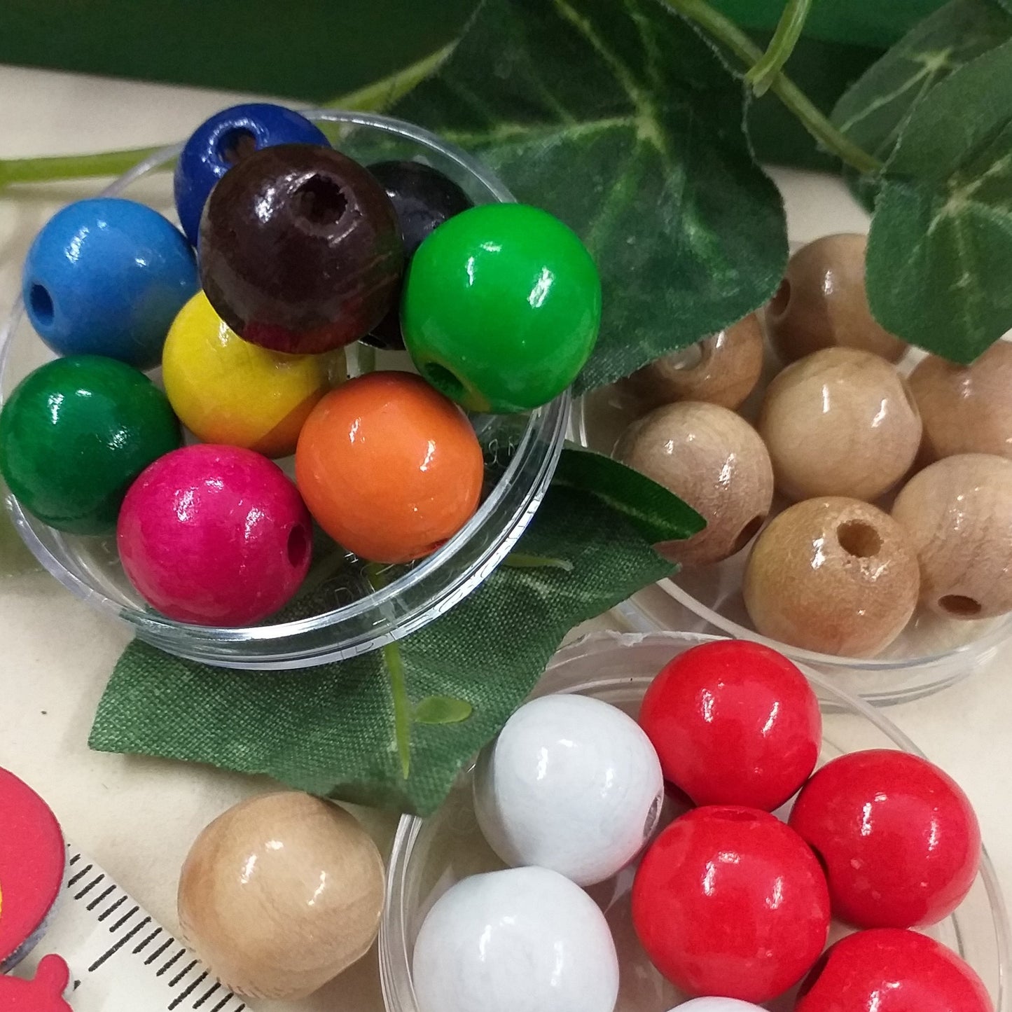 15 mm perle legno grandi forate perline hobbistica fai da te borse ricamo bigiotteria collane bracciali amicizia angeli angioletti bambole colorate naturali bianche rosse rosa arancio verdi blu marrone
