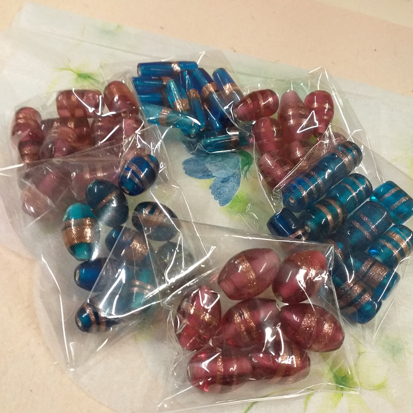 fucsia bordeaux e turchese oliva tubetto botte goccia perline grandi con brillantini di avventurina perle vetro bigiotteria stile veneziano murano a lume uso fai da te gioielli bijoux ciondolo collana