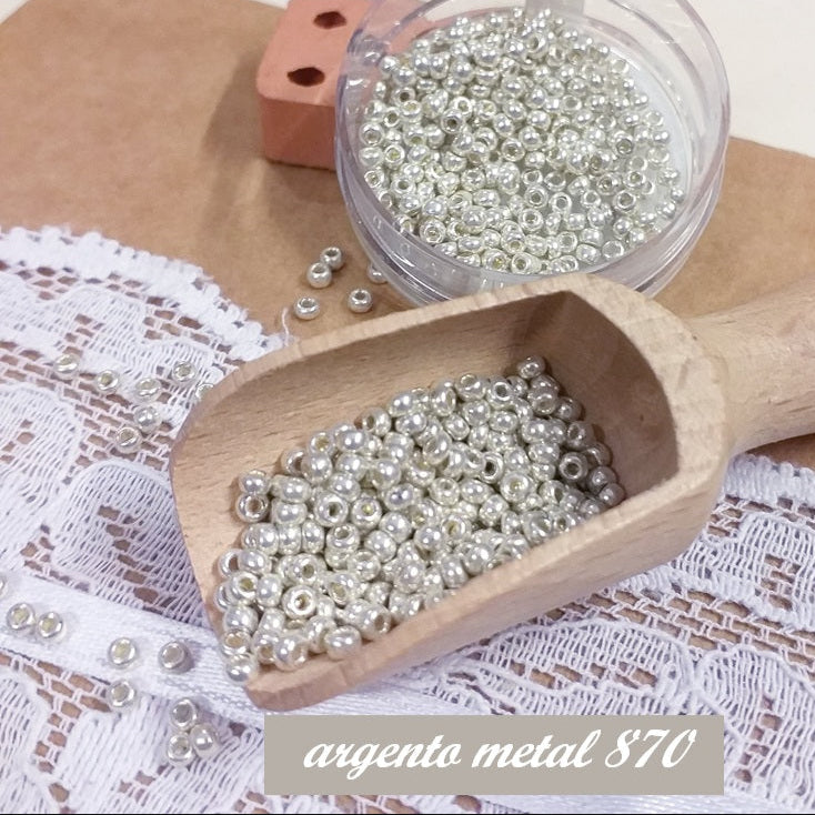 argento metal 870 perline argentate di vetro metalliche conteria venezia uso hobby creare fiori bijoux gioielli bigiotteria centrini tissage