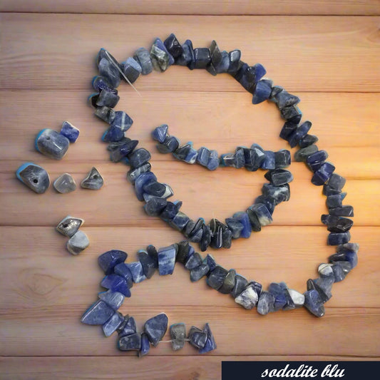 sodalite blu filo di pietre dure e semi-preziose fili chips frammenti schegge scaglie pietruzze per collane bigiotteria bijoux di perline e bracciali