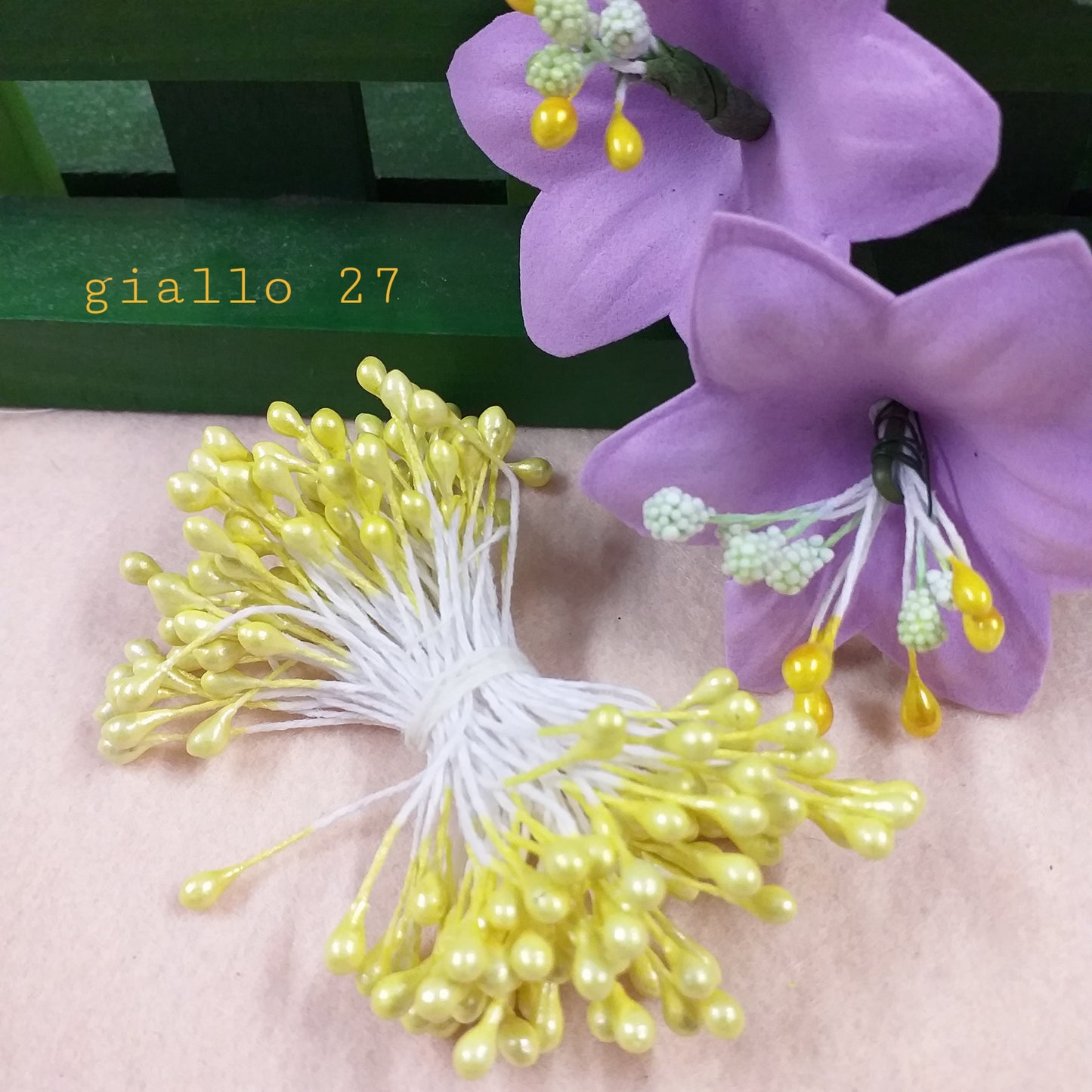 pistilli gialli per fiori artificiali finti accessori stami uso hobby fai da te bomboniere composizioni pasquali natalizie biedermeier fioristi fiorellini fommy gomma crepla