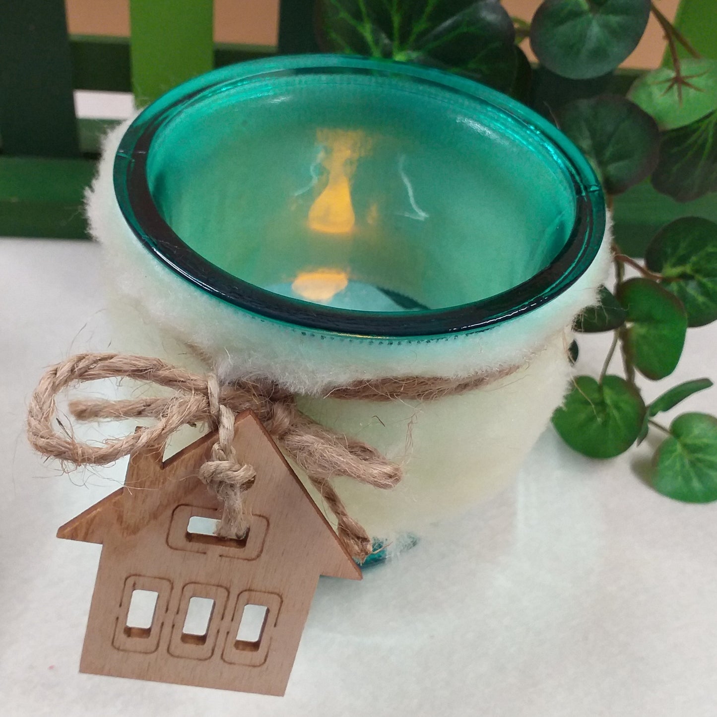 offerta vasetto azzurro vetro portacandele natalizi luminosi applicazioni tessuto peluche pelliccia sintetica corda juta legnetti con lucine led