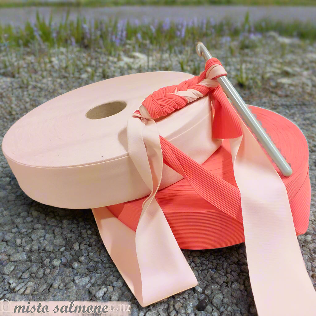 salmone chiaro pastello e scuro fine serie stock offerta misto fettuccia lycra soft borse uncinetto artigianali pochette clutch bags cerimonia estive mare piscina