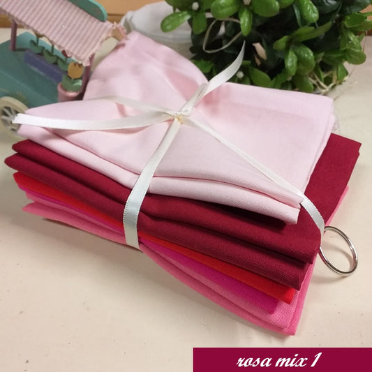 assortimento tinta unita rosa rosso di stoffe cotonine stock tessuti scampoli uso cucito creativo bambole di pezza fiocchi nascita hobbistica vetrinistica fodere borse uncinetto