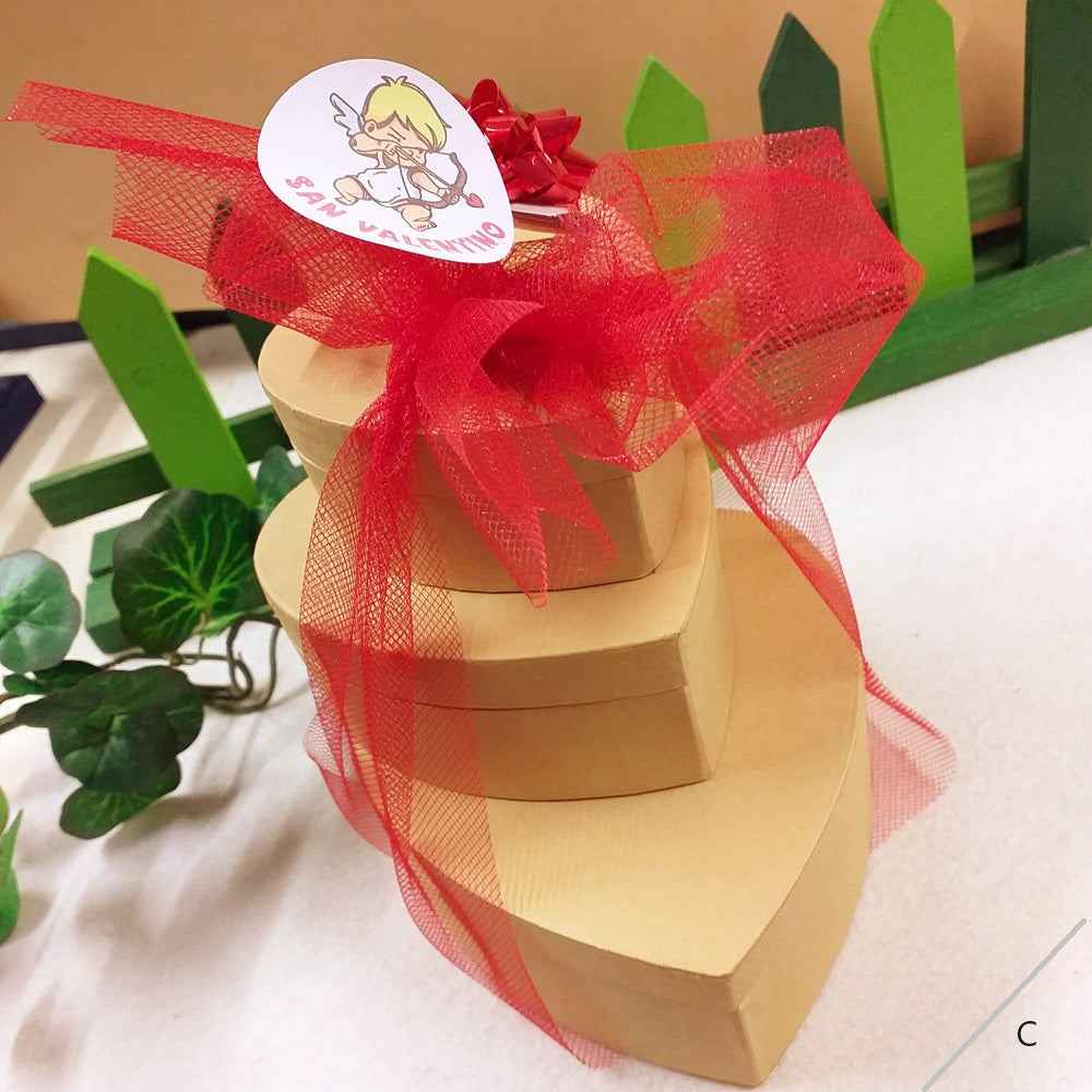 scatola packaging confezioni regalo san valentino tris cartone kraft apribile tulle coccarda carta sticker etichetta cupido tag adesivo