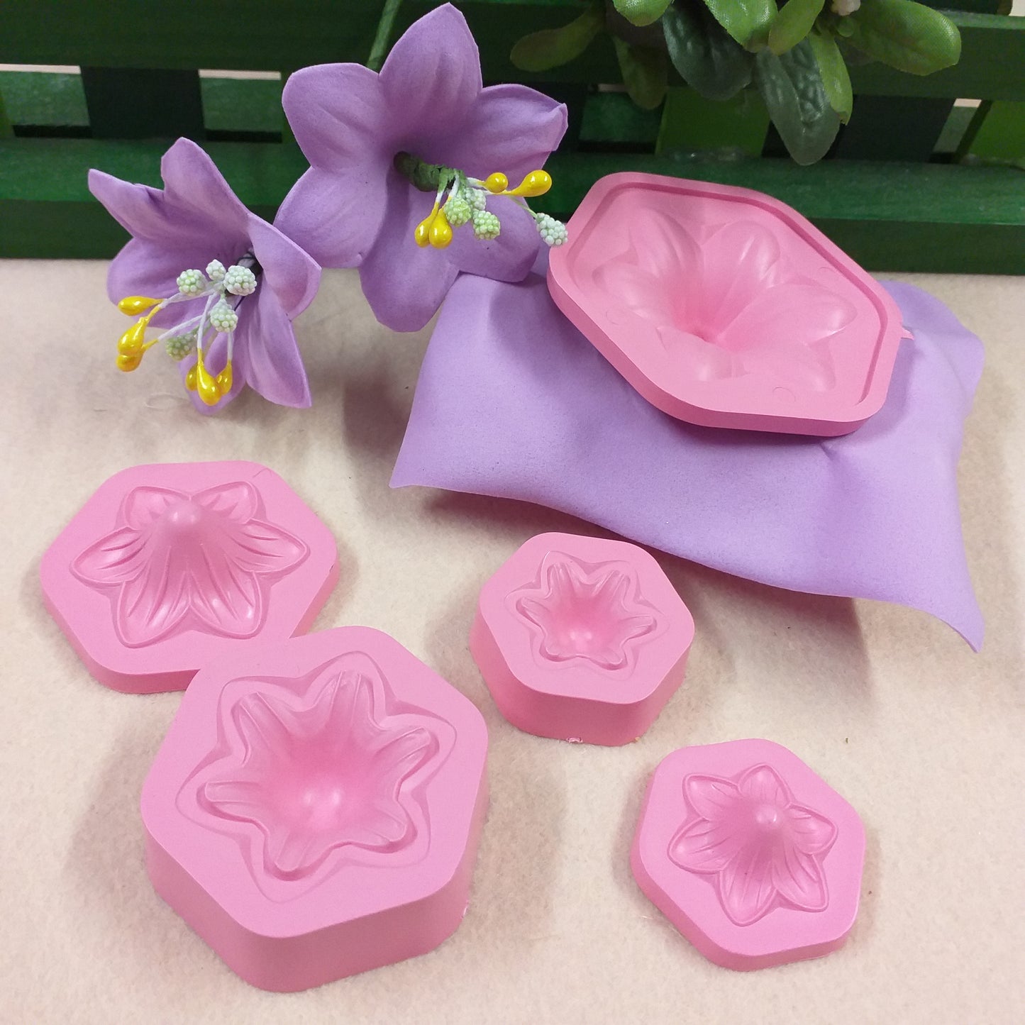 set stampi formine per giglio di fommy gomma eva crepla stafil come creare tecnica termomodellismo fiori vetrina lilla lavanda