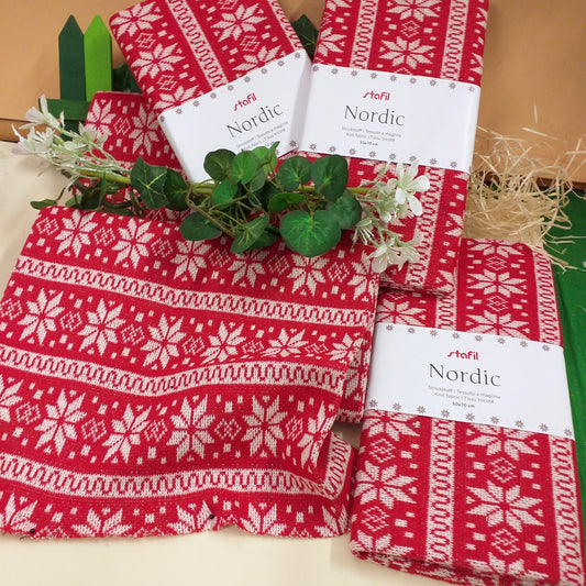 vendita stock 3 pannelli knit fabric, tissu tricotè, strickstoff, tessuto nordico rosso stoffa addobbi natalizi bambole pupazzi rivestire palline polistirolo albero Natale