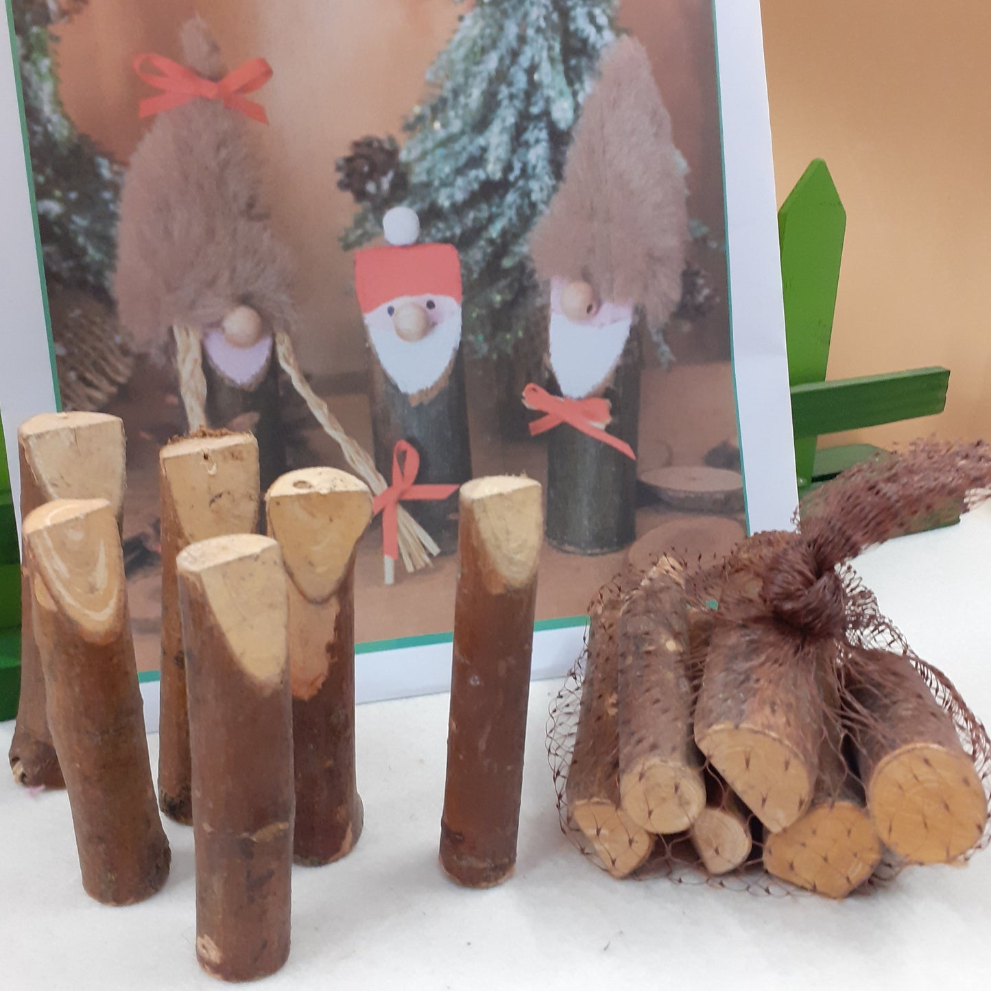 cilindri di legno acero con corteccia levigati tronchetti rustici decorativi grezzi per creare idee natale gnomi del bosco nordici centrotavola pino alberello segnaposto vetrinistica packaging confezioni regalo