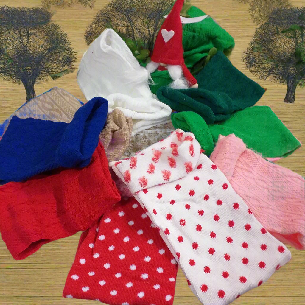 bambolina pasquale presenta colori tubolari bambole elasticizzati maglina elastica tinta unita treccia uso rivestire palline Natale uova Pasqua fai da te angioletti bambole gnomi bianco verde rosa pois rosso bluette beige