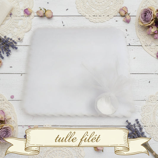 quadrato tulle filè retina bianca uso fai da te bomboniere confezionare portaconfetti con confetti modello ciuffetto pompon sacchetto caramella