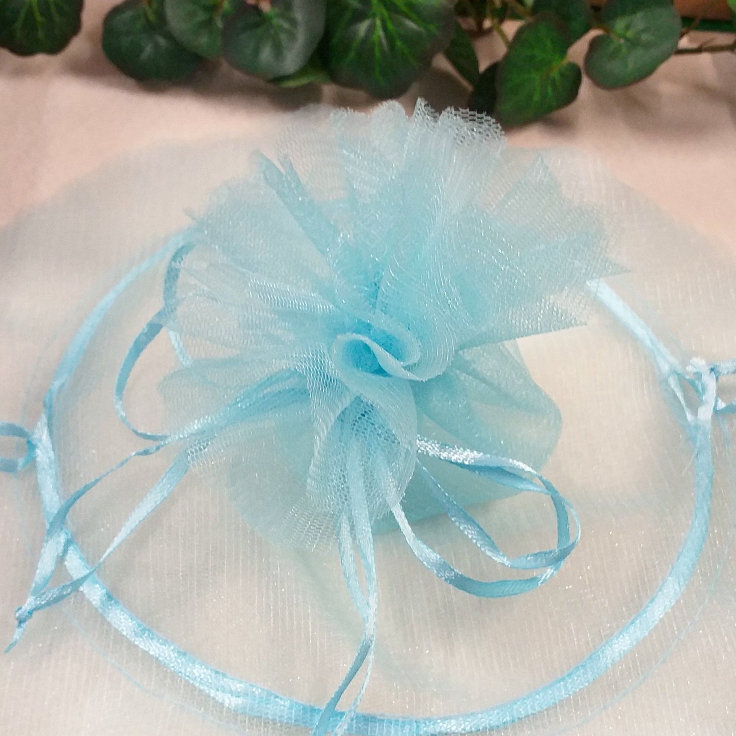 azzurro celeste bambino maschietto sacchetti portaconfetti centrini tulle filè retina Italian bomboniere fai da te doppio velo tirante nastrino uso facile confezione confetti matrimonio prima comunione battesimo nascita laurea