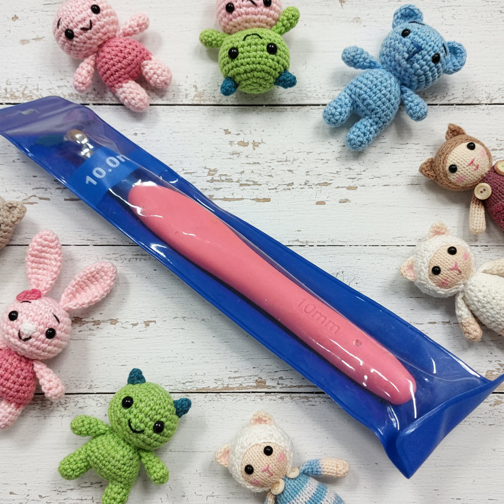 idea animaletti pupazzetti amigurumi di corda e lana uncinetto uncini da 10.0 manico ergonomico di gomma sagomato per filato grosso fettuccia fiori borse