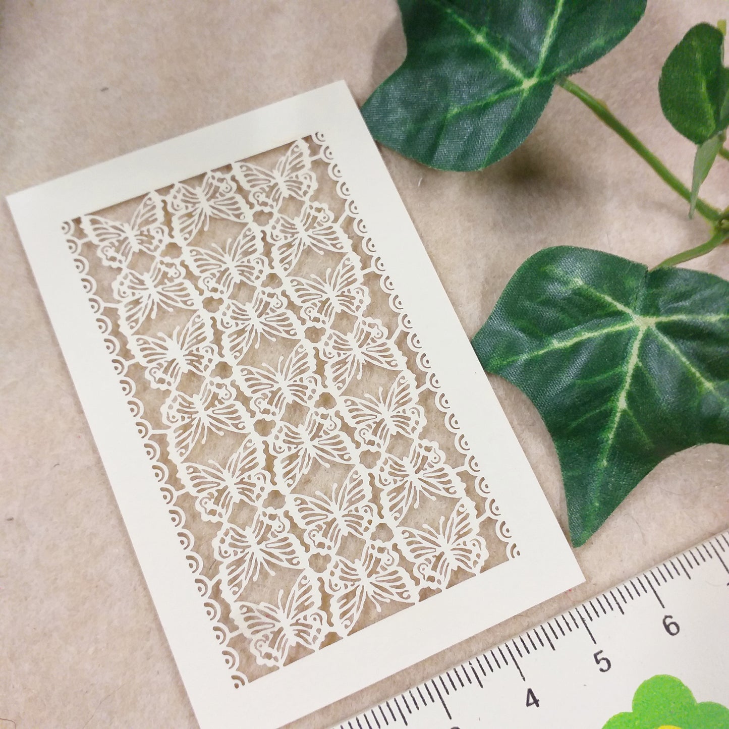 21 farfalle pasquali tag etichette scritte shop online abbellimenti decorazioni di carta perforati fustellati cartoncino uso papercraft modellismo scrapbooking packaging confezioni regalo biglietti di invito partecipazioni compleanno