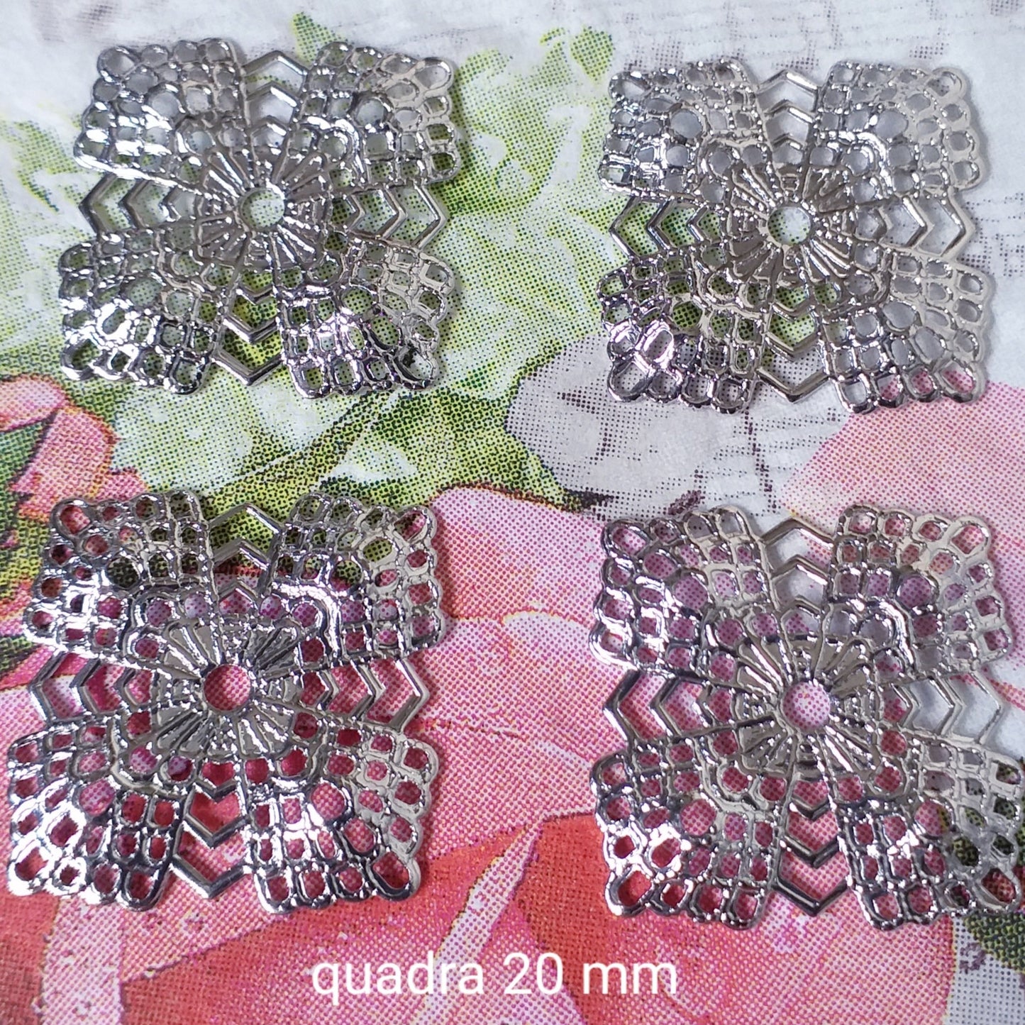 forma quadrata 20 mm basi per bigiotteria orecchini bijoux ciondoli filigrane di metallo da charms trinkets intramezzo bracciali pendente collane fai da te gioielli perline