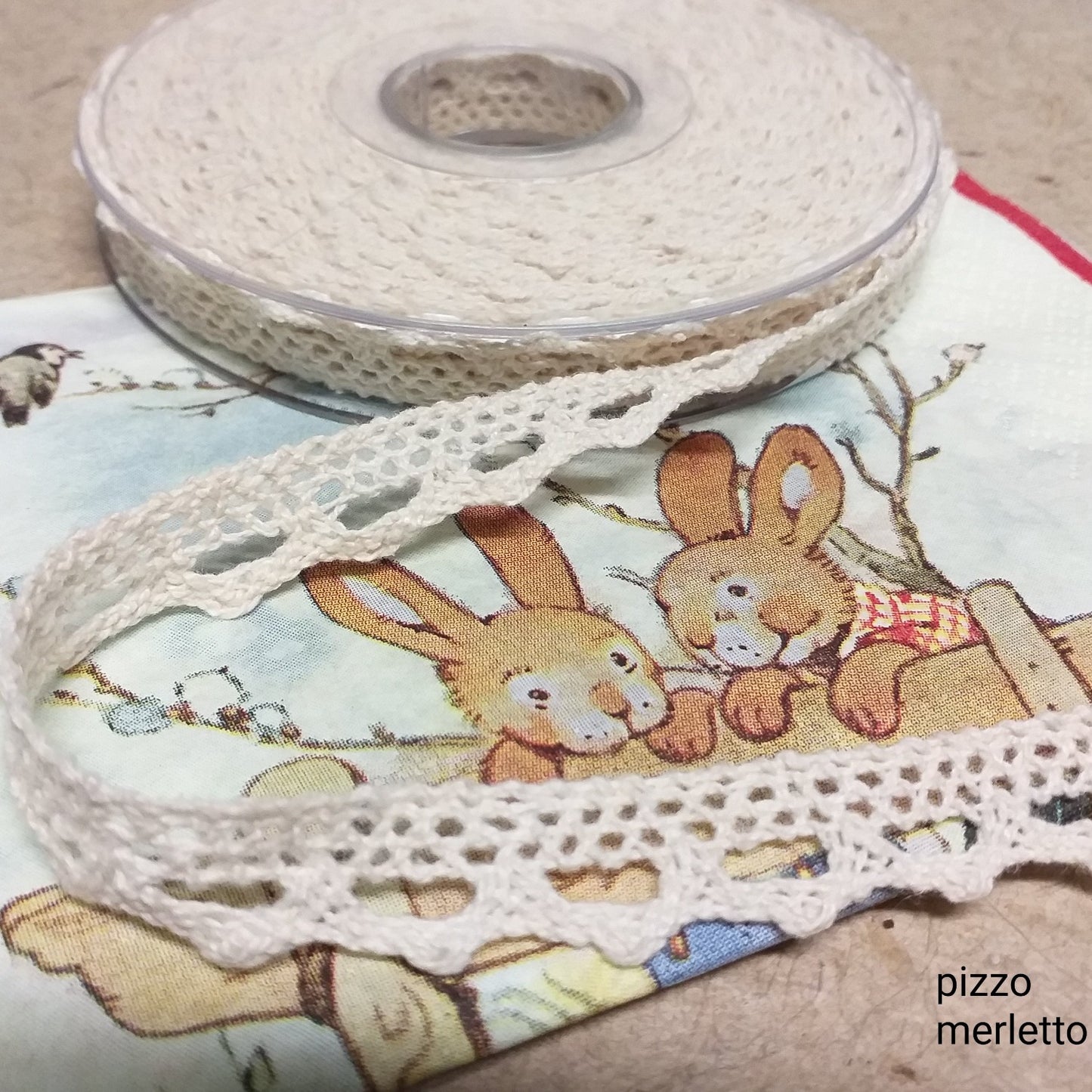 pizzo merletto crema passamaneria bordura natalizia nastro bordo uso fai da te bambole di stoffa pezza fiocco nascita cucito creativo sfere palline albero Natale