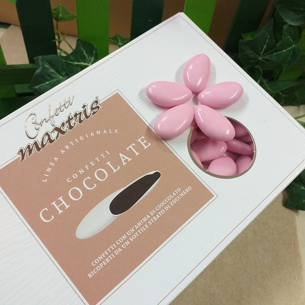 Confetti cioccolato fondente bianchi colorati rosa azzurri bomboniere –  hobbyshopbomboniere