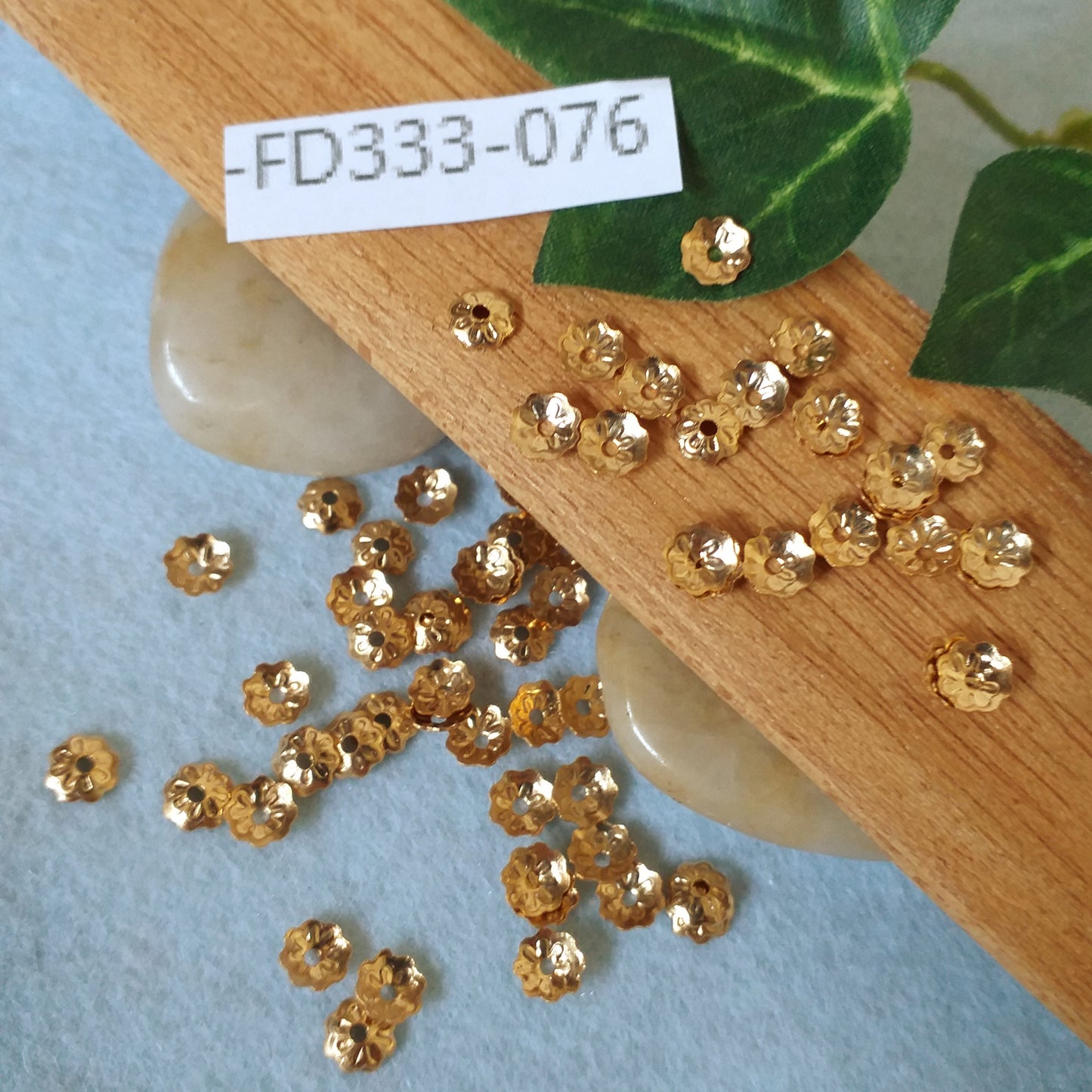 metallo dorato coppette bigiotteria fiori metallo cappette filigrana copriperla stelline collane uso fai da te bijoux angioletti