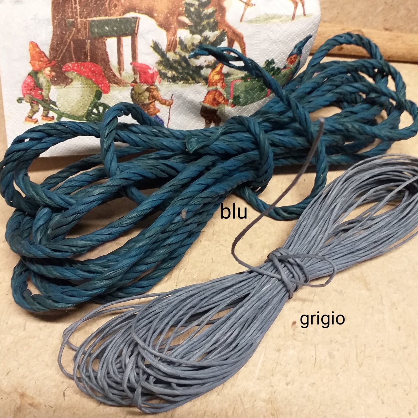 Cordoncino di carta Twist corda fai da te bricolage decorare Hobby creativi lavori bambini fare fiori