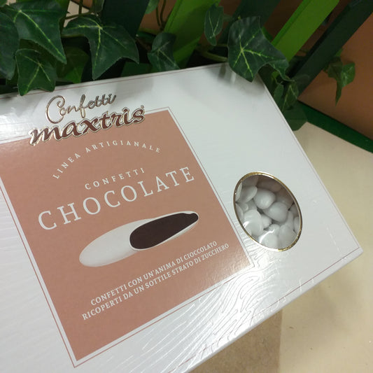 confetti piccoli cuoricini cuoriandoli 1 cm bianchi al cioccolato Maxtris artigianale per confezionamento bomboniere fai da te e confettata
