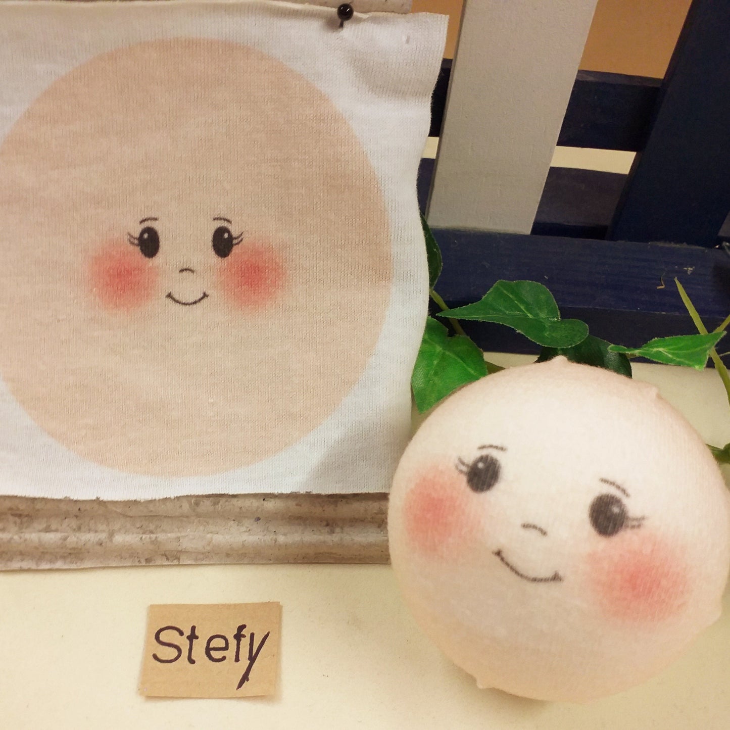 Stefy fai da te bambola di stoffa Natale angelo di pezza con tessuto maglina faccine stampate 7.5 cm per visi 4 cm disegnate occhi ovali