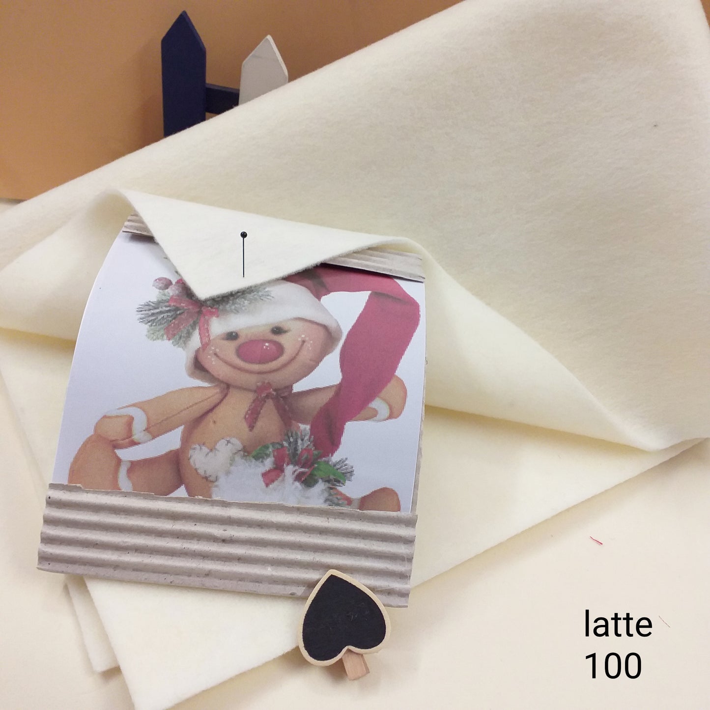 bianco latte bambola di pupazzo Ginger Ragù presenta feltro modellabile Renkalik stoffa tessuto termoformabile per tecnica stampi fiori Natale
