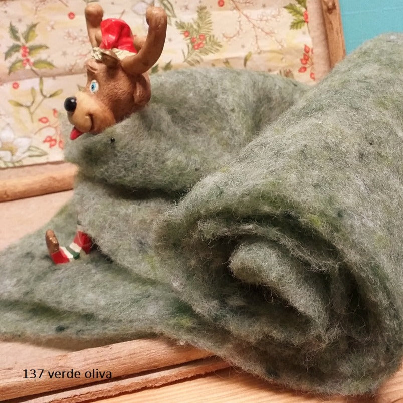 verde oliva feltro lana vello Stafil-Lehner Filz Ultima Wolle tessuto morbido modellabile panno stoffa spessore 4 mm uso Natale bambola angioletto gnomi del bosco folletti della neve decorazioni albero natalizio renne