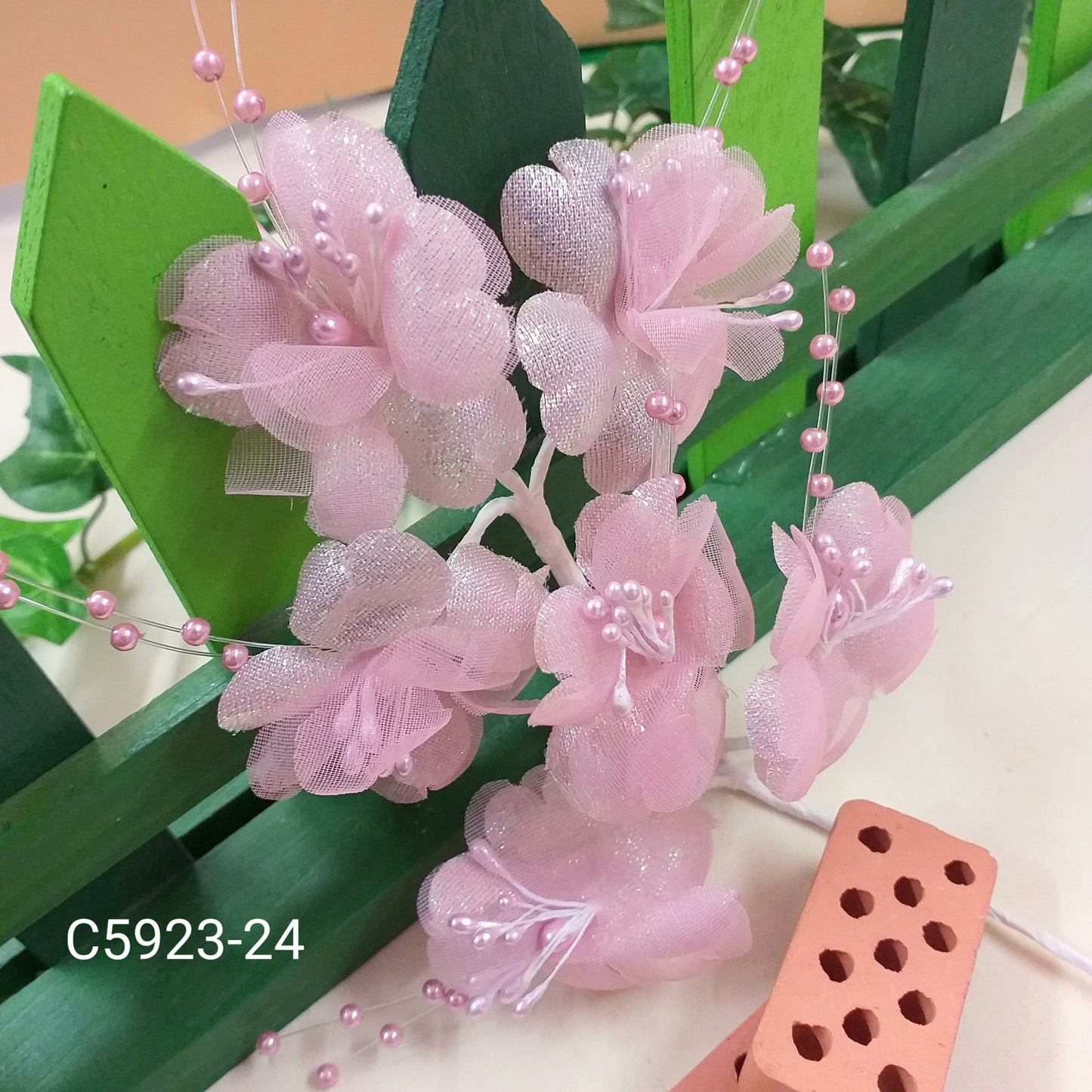 fiori di primule mazzolini piccoli bouquet misti colorati rosa pistilli nebbiolina velo da sposa per composizioni floreali miste artificiali uso decorazioni pasquali e bomboniere fai da te chiudipacco packaging regali enogastronomia pasticceria