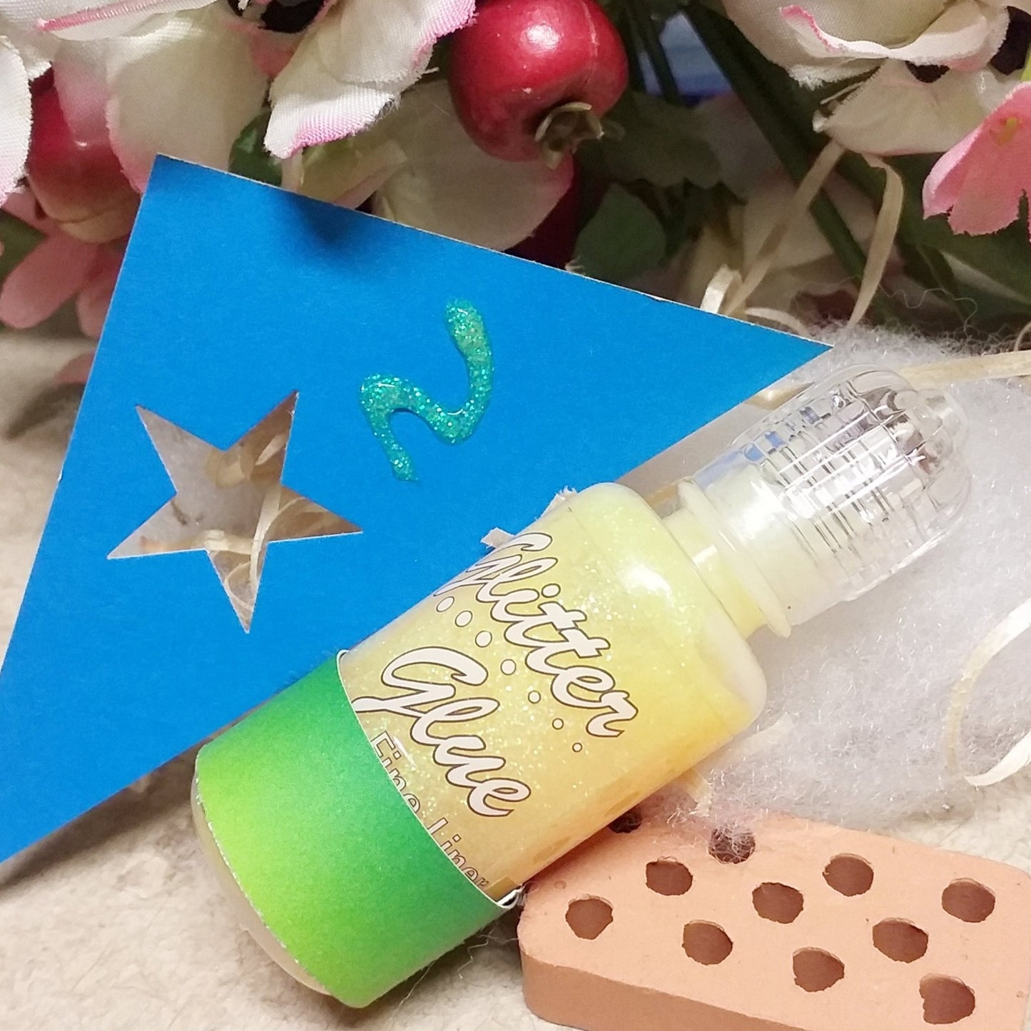 glitter glue colla giallo cremino iridescente brillantini fini glitter decorativi decoupage uso per fai da te natale palline albero decorazioni addobbi vetrinistica hobbistica