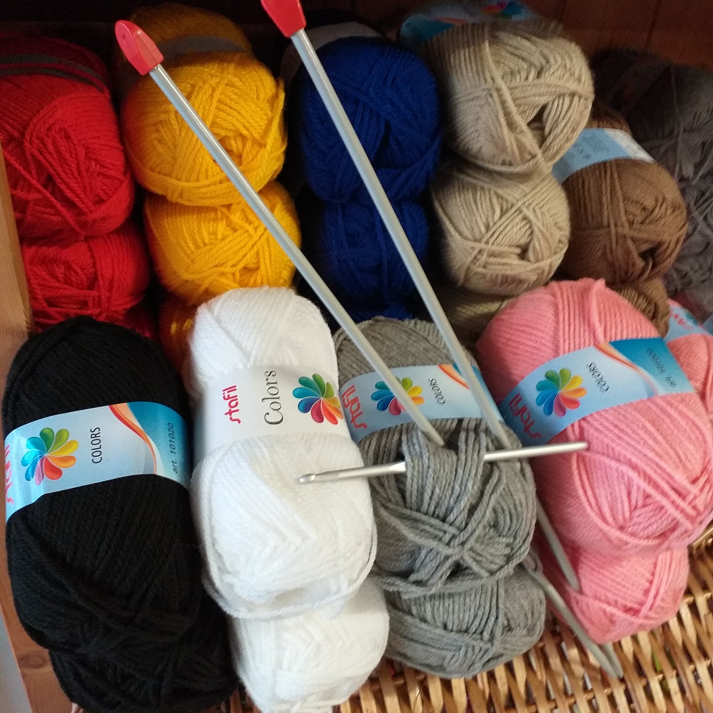 colori vivaci misto lana acrilico sintetico gomitoli per Ferri lavori a maglia e uncinetto vetrina eco-friendly uso sferruzzare maglione amigurumi pasquali decorazioni natalizie