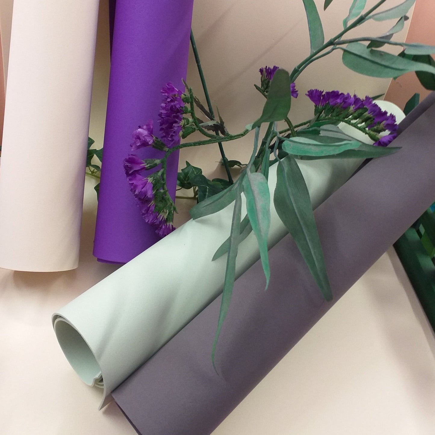 shop colori fommy 2 mm gomma crepla spessa morbida modellabile verde salvia marrone scuro viola vaniglia uso lavoretti creativi bambini fiori giganti torte scenografiche compleanno