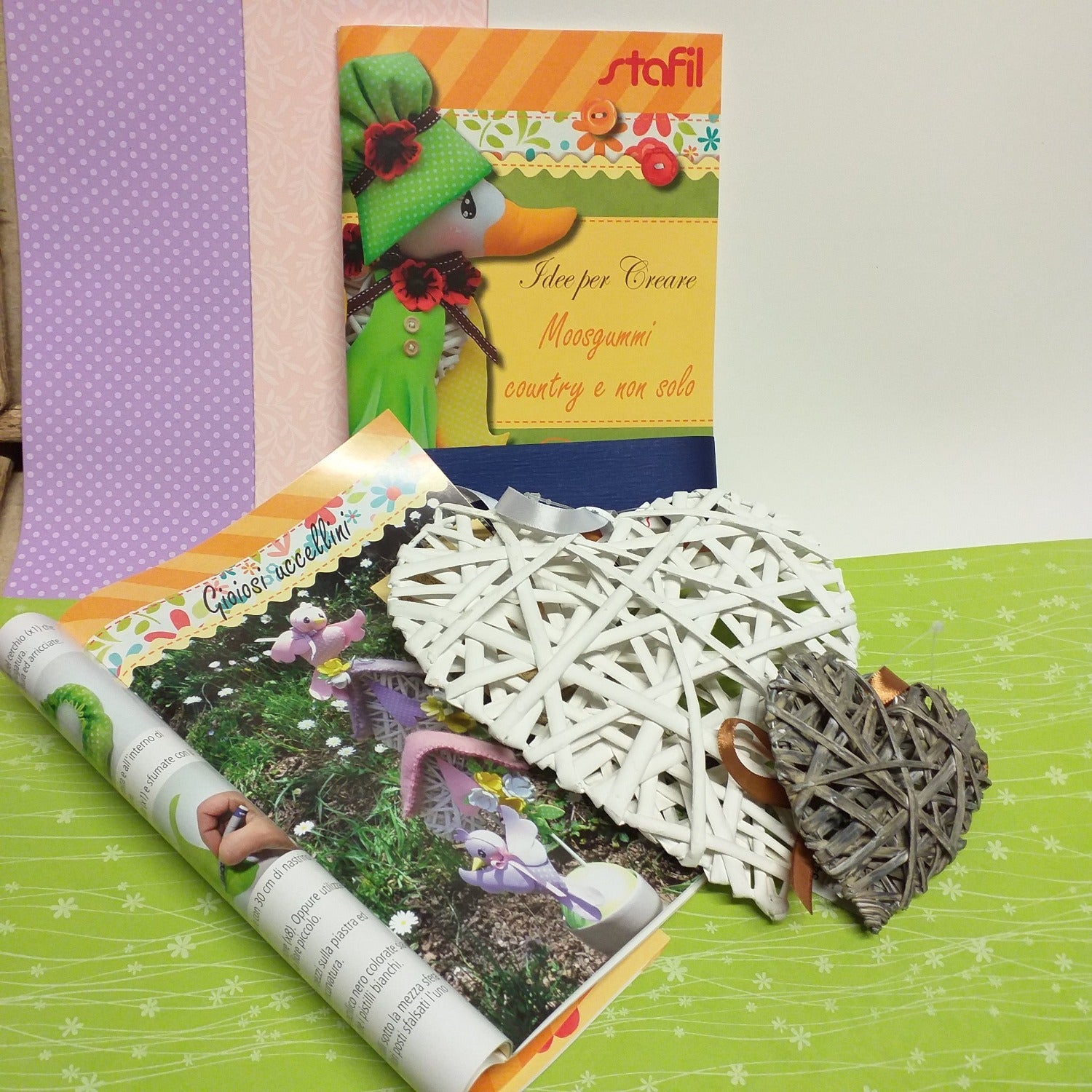 Idee per creare Moosgummi country e non solo Stafil cartamodelli schemi spiegazioni tutorial fotografici kit fommy gomma crepla stampata fantasia tinta unita creare bambolina materiale cuori vimini rattan viticcio per casetta gioiosi uccellini