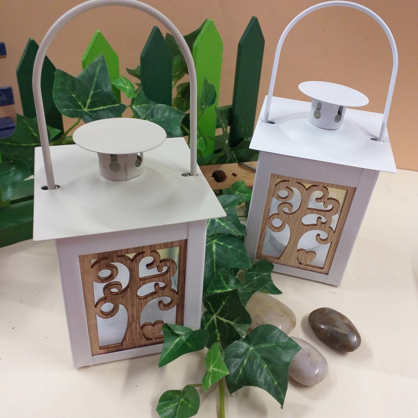 kit fai da te simboli lanterna bomboniera metallo bianco beige albero della vita legno confezionata confetti anniversario di matrimonio venticinquesimo cinquantesimo ricordino nozze argento